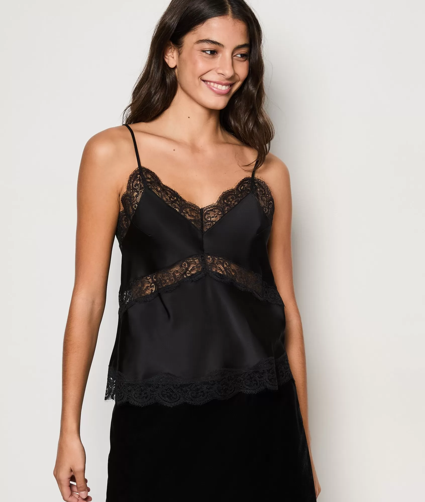 Etam Tanks & Camis>Caraco satiné en dentelle
