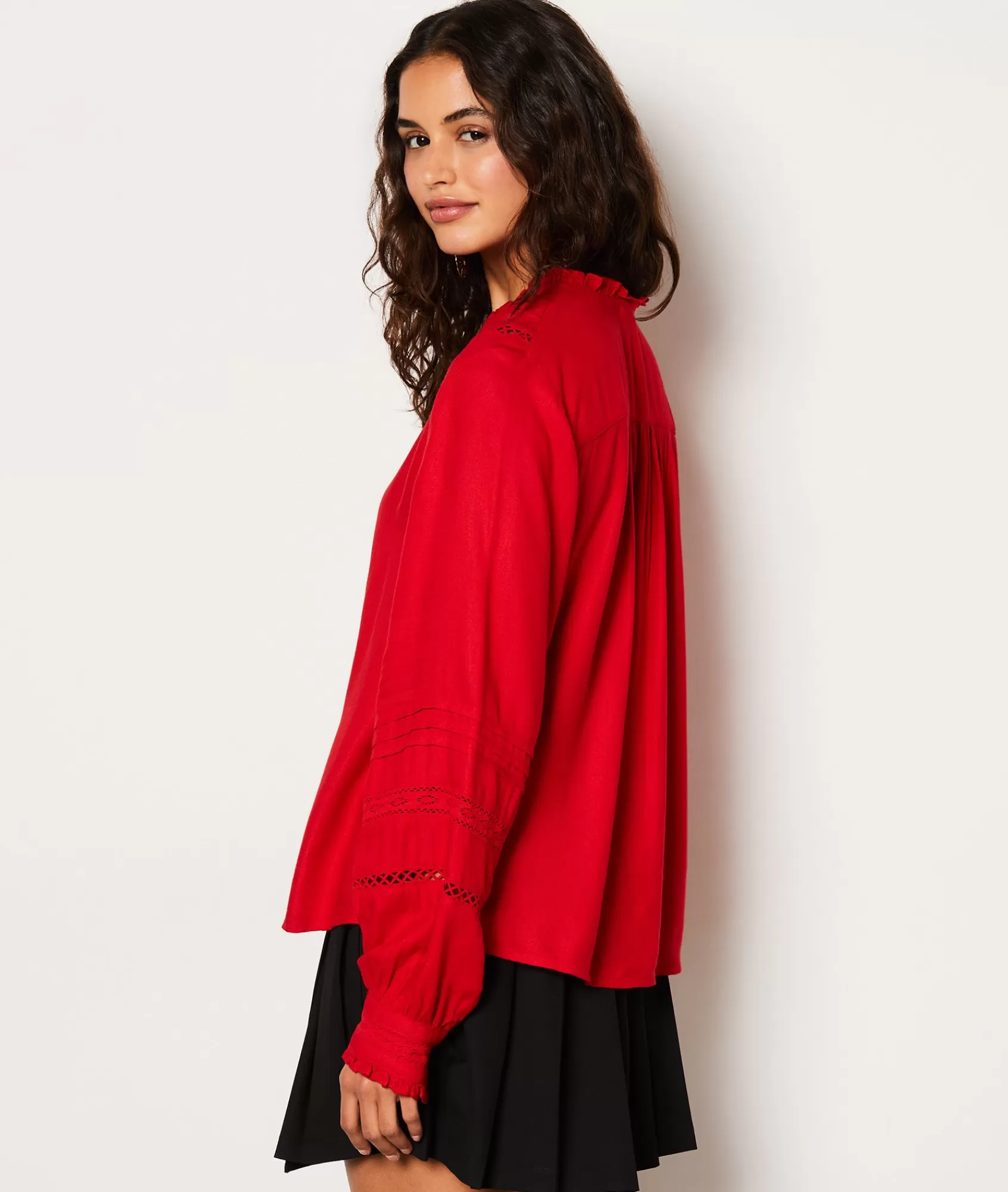 Etam Flowy Shirts | Chic Shirts>Chemise fluide boutonnée brodée