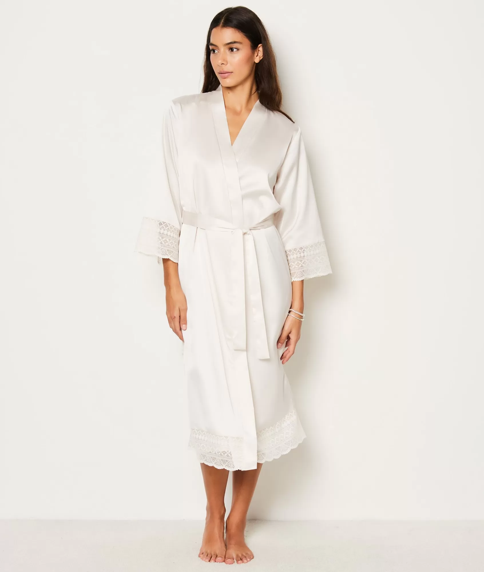 Etam Robes & Kimonos>Déshabillé satiné détails dentelle