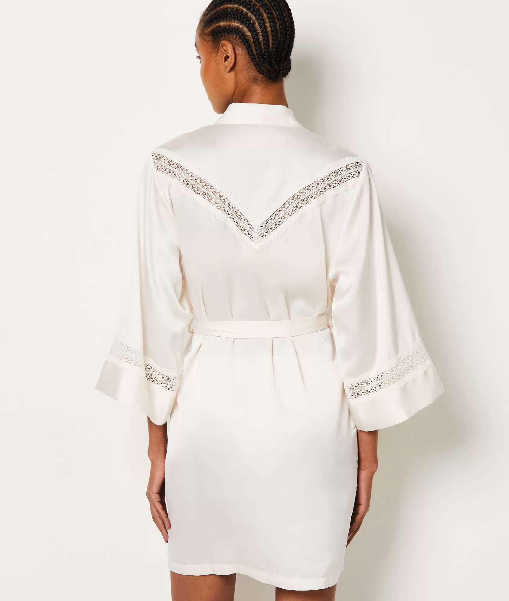 Etam Robes & Kimonos>Déshabillé satiné détails dentelle