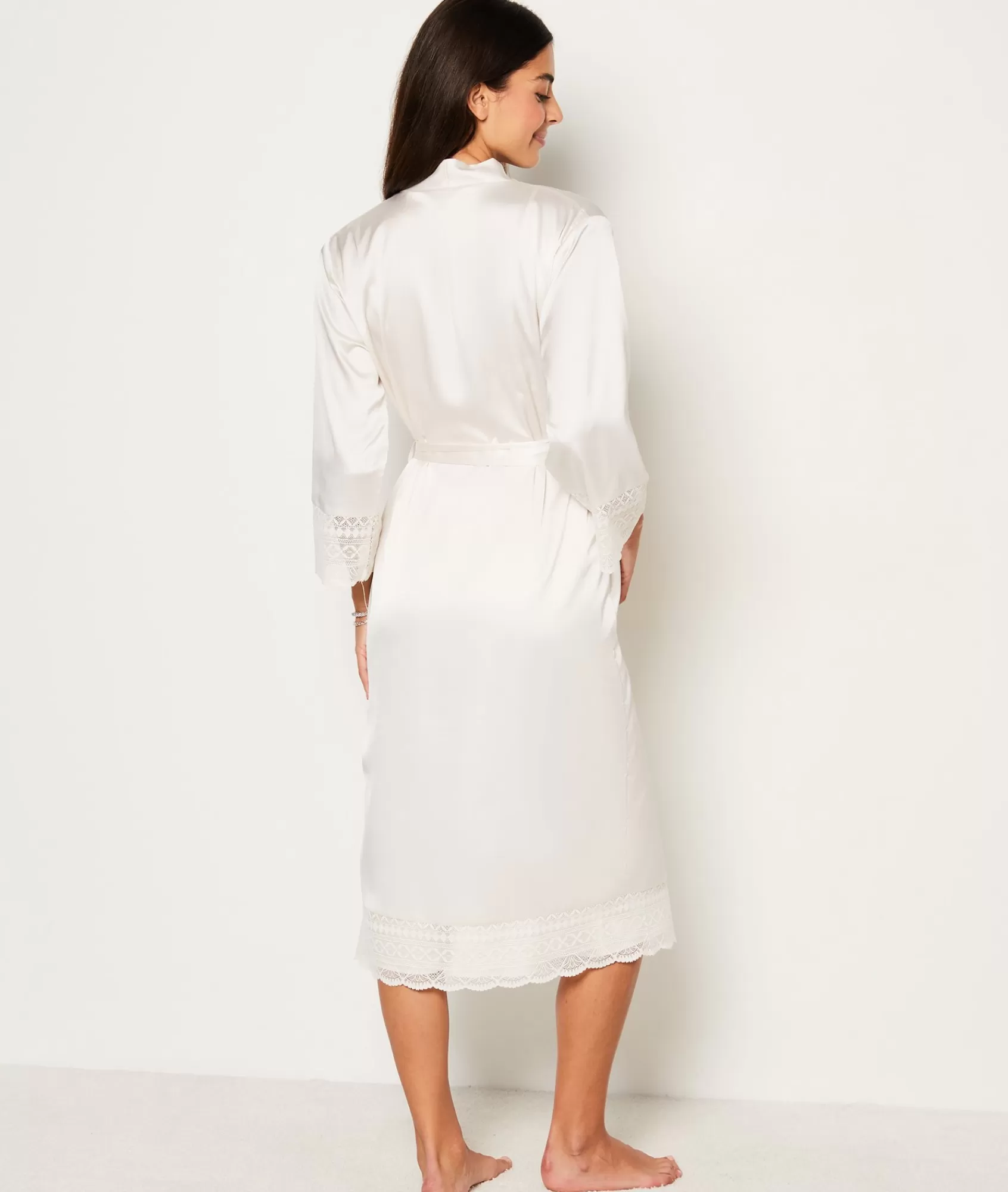 Etam Robes & Kimonos>Déshabillé satiné détails dentelle