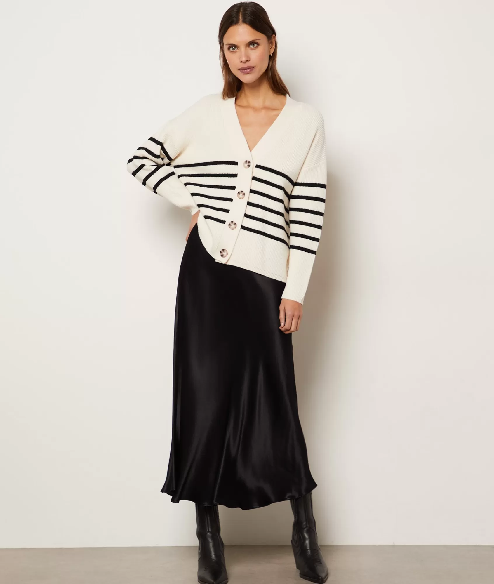 Etam Skirts>Long Satin Skirt