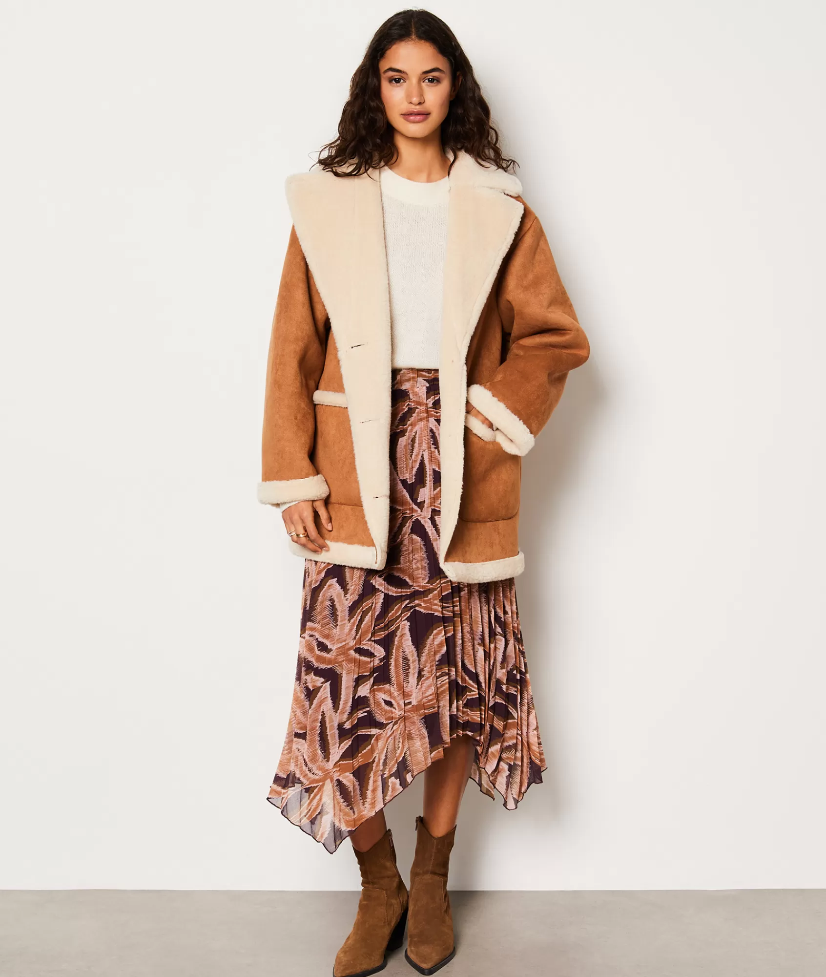 Etam Coats>Manteau court avec de la fausse fourrure