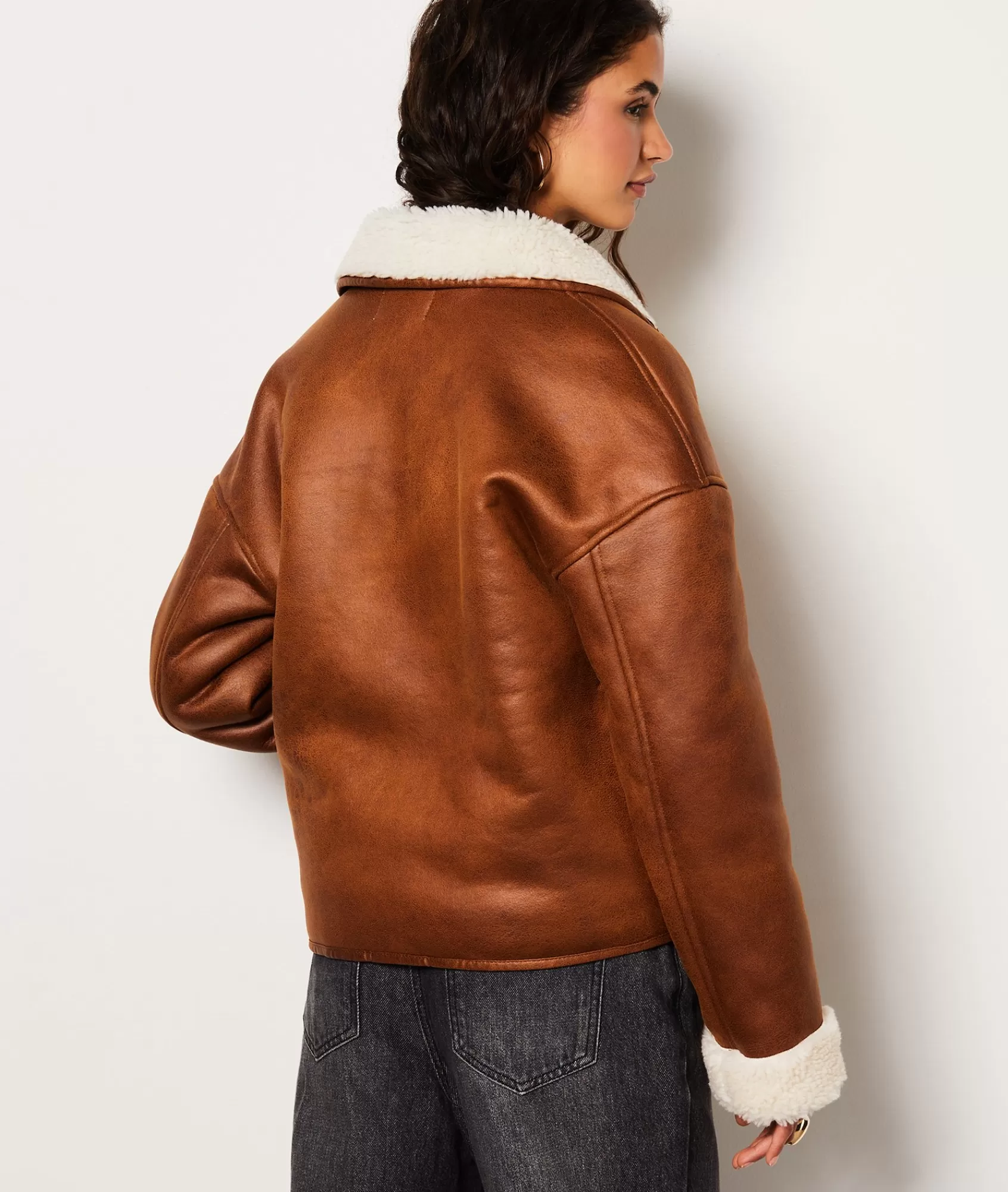 Etam Coats>Manteau court avec de la fausse fourrure