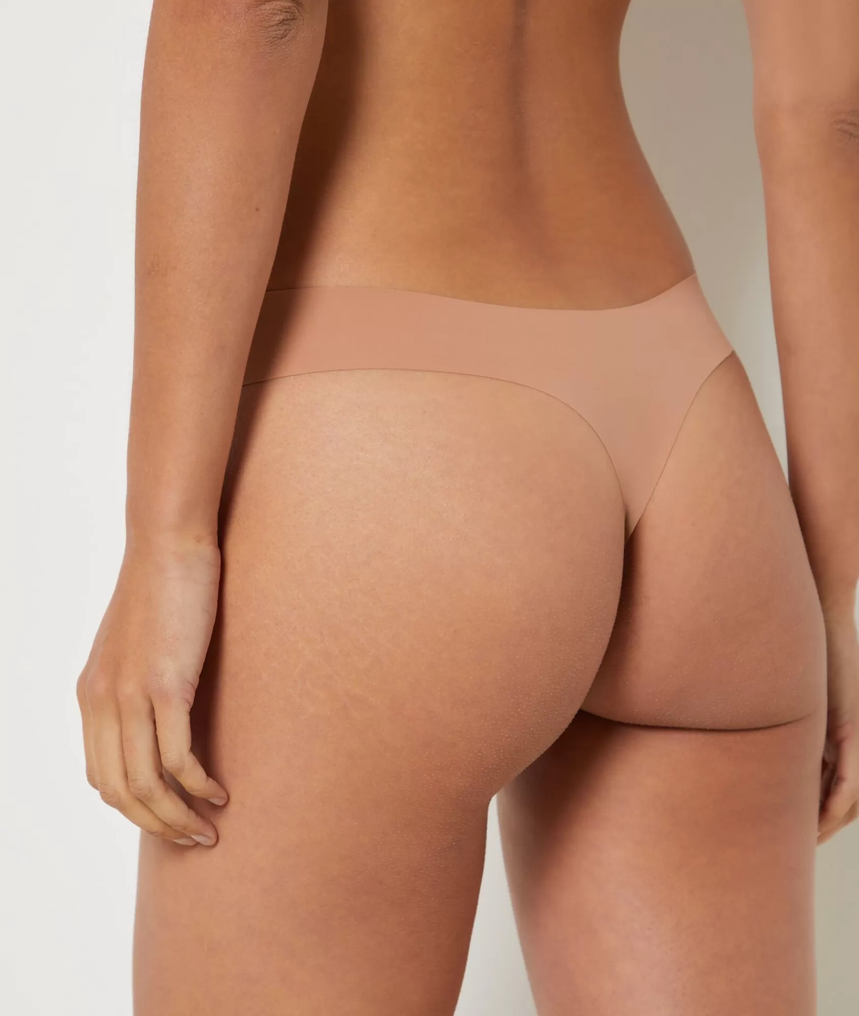 Etam Thongs>Microfiber Thong