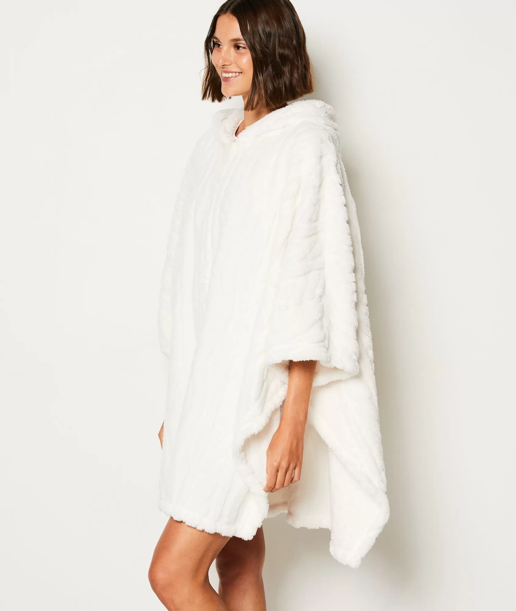Etam Pyjama Ponchos, Sweatshirts & Jackets>Poncho polaire