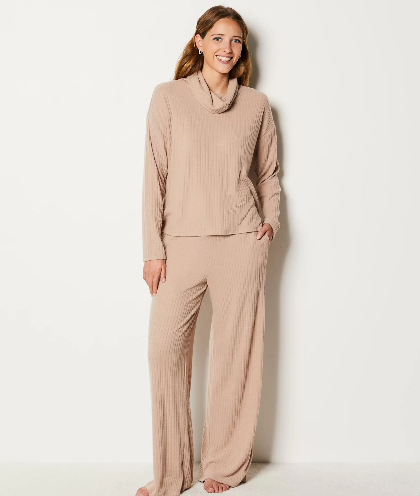 Etam Loungewear | Pyjama Ponchos, Sweatshirts & Jackets>Pyjama Sweatshirt