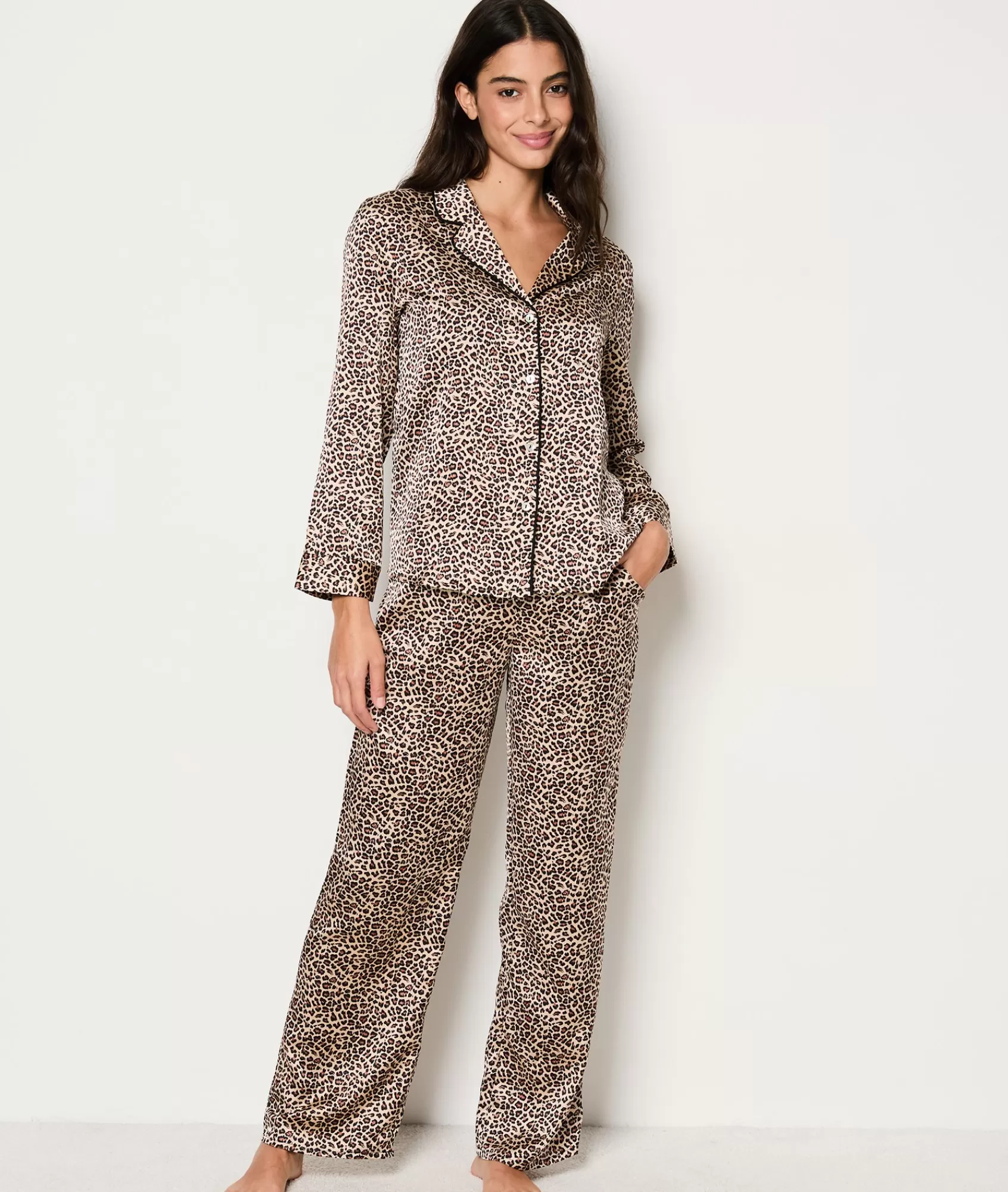Etam 2 And 3-piece Pyjamas>Set cadeau pyjama et masque satiné motifs léopard