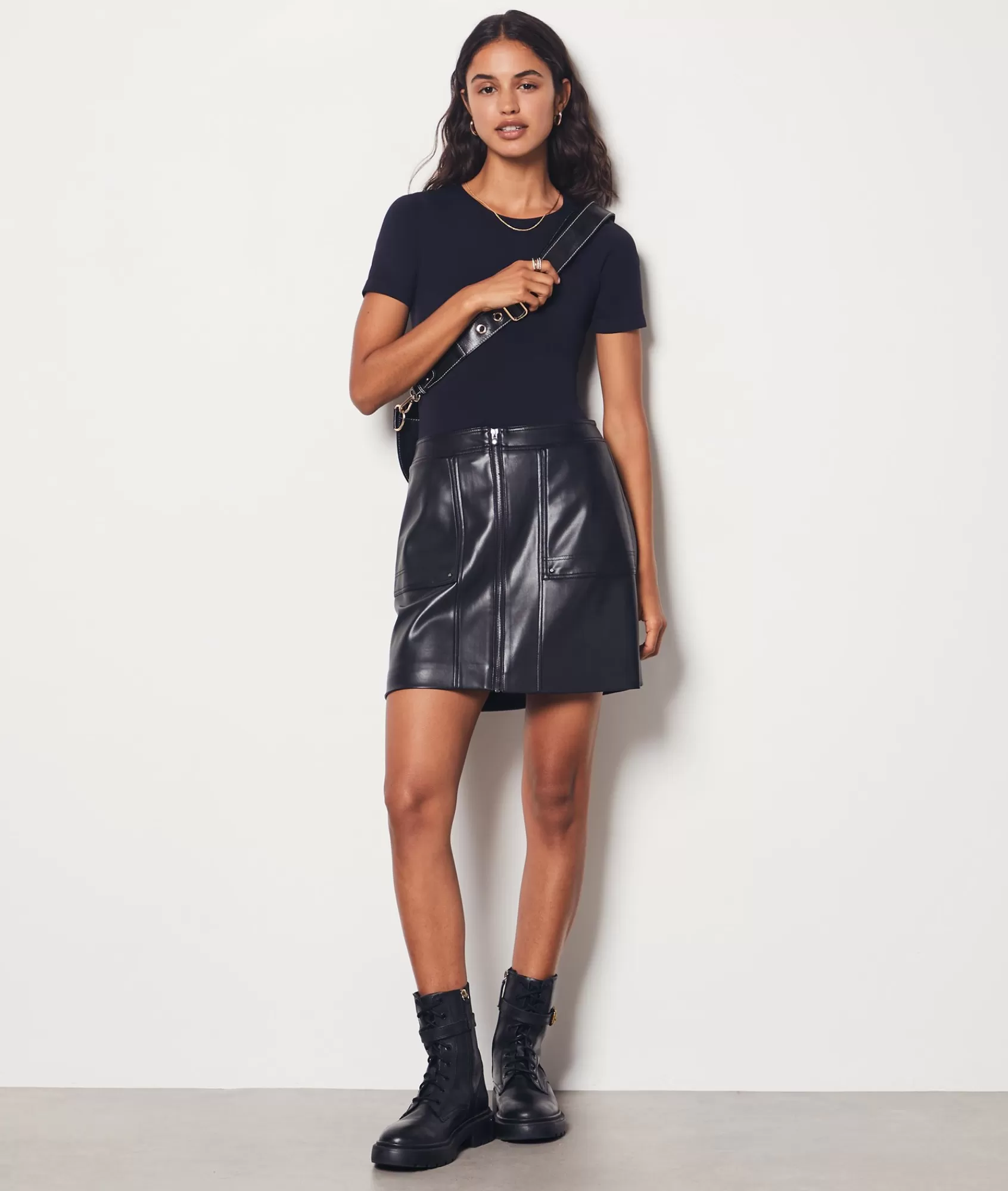 Etam Skirts>Short Leather-Look Skirt