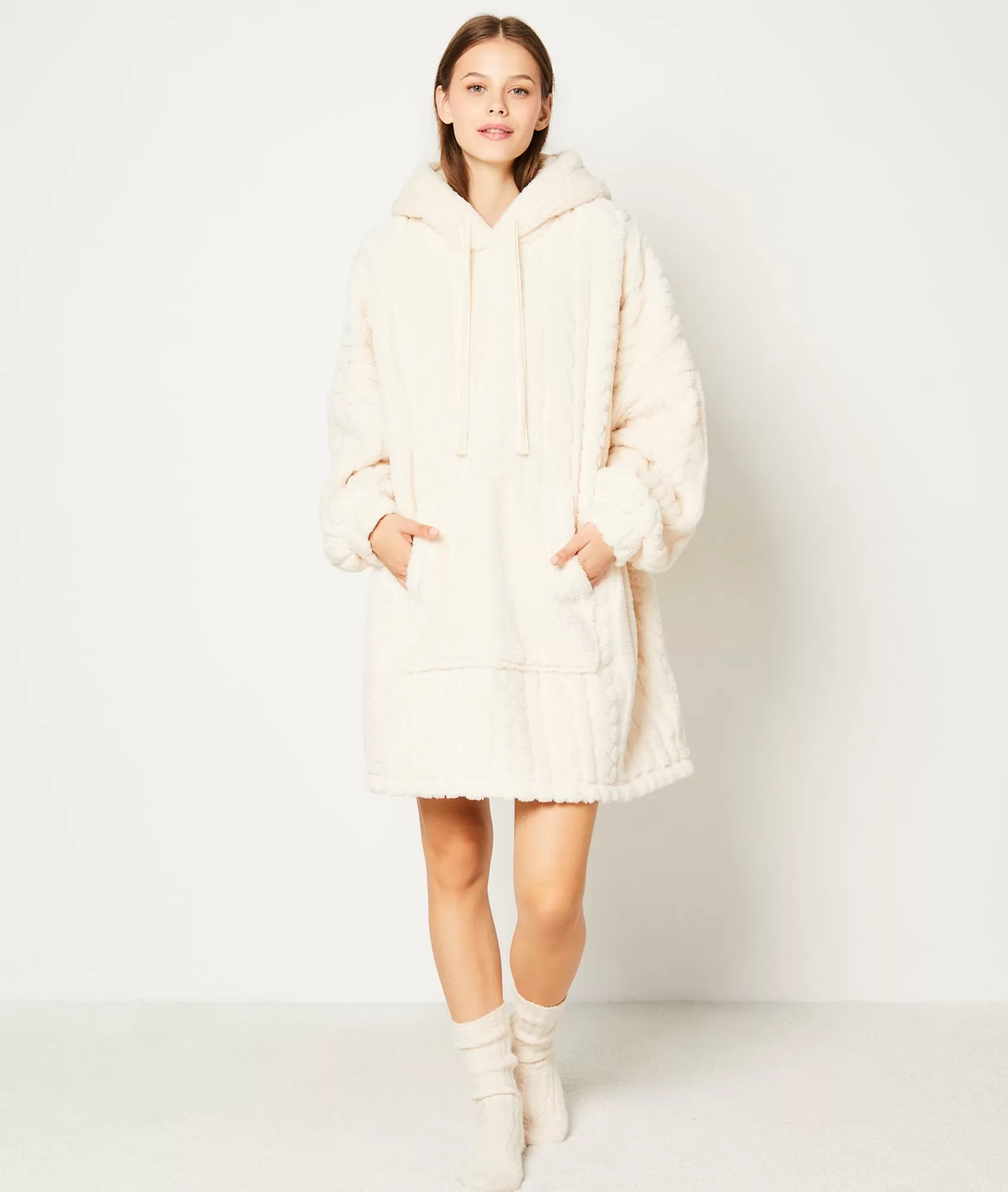 Etam Pyjama Ponchos, Sweatshirts & Jackets | Pyjama Tops>Sweat à capuche polaire