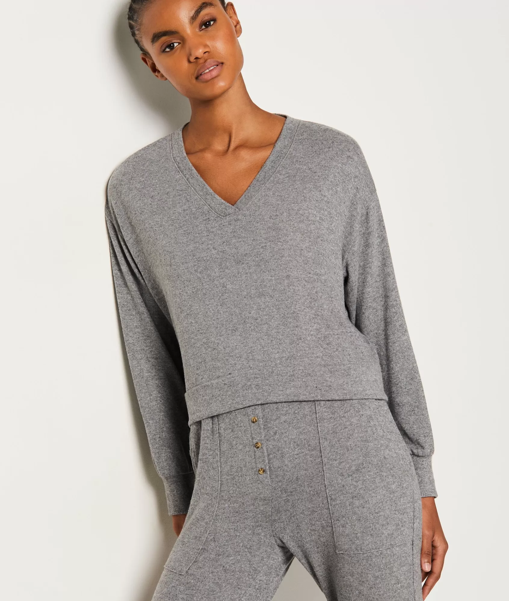 Etam Loungewear | Pyjama Ponchos, Sweatshirts & Jackets>Sweat de pyjama col V