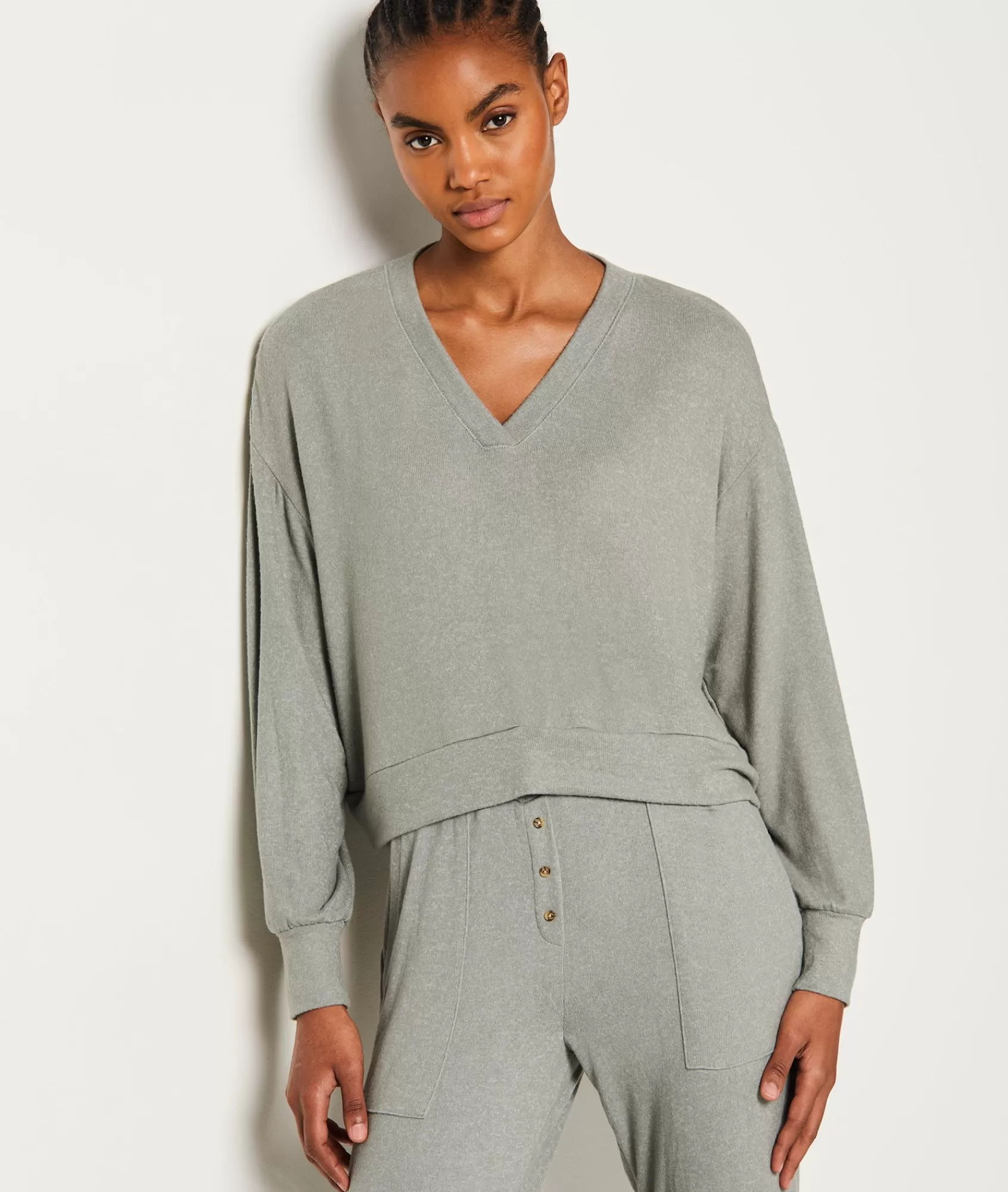 Etam Loungewear | Pyjama Ponchos, Sweatshirts & Jackets>Sweat de pyjama col V