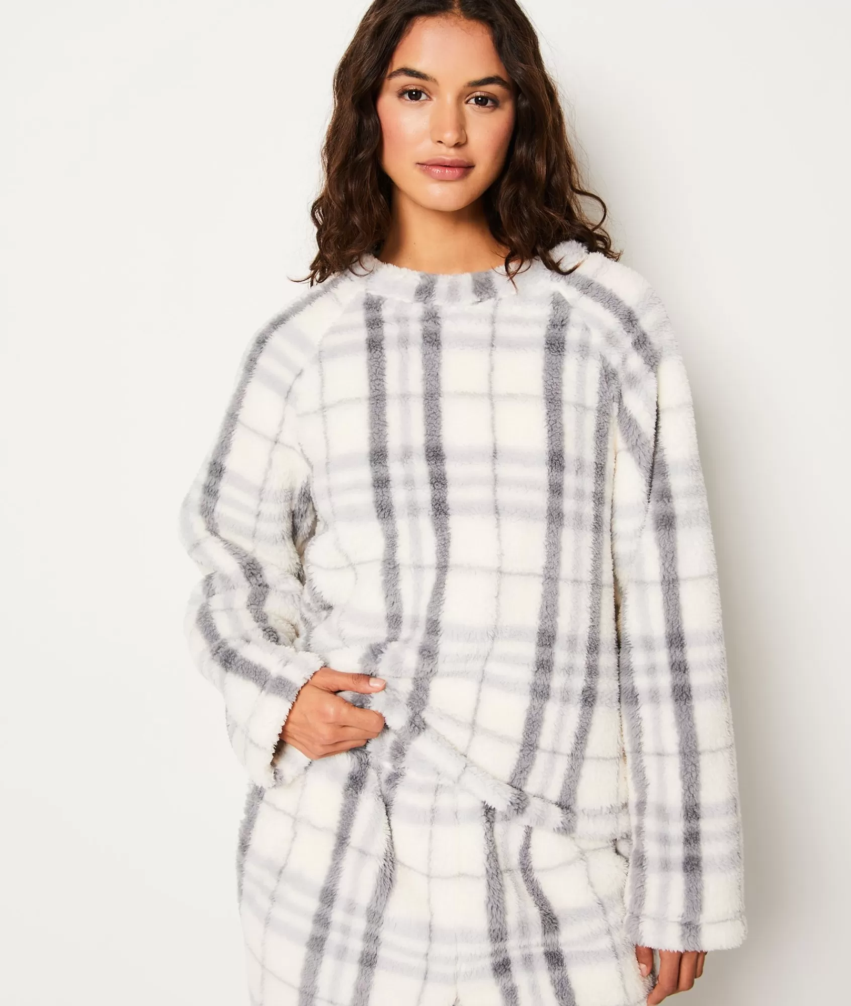 Etam Pyjama Ponchos, Sweatshirts & Jackets | Pyjama Tops>Sweat de pyjama polaire à carreaux