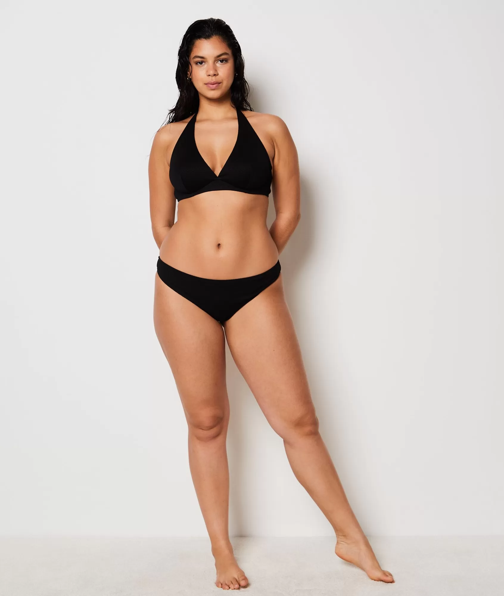 Etam Balconette Tops | Triangle Tops>Underwired Triangle Textured Bikini Top