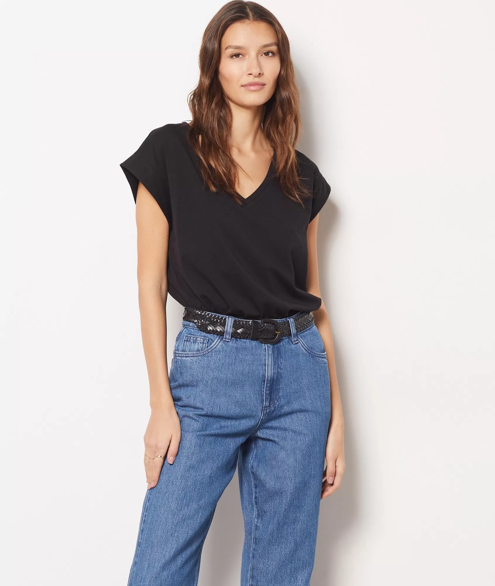 Etam T-shirts>V-neck T-shirt 100% Organic Cotton